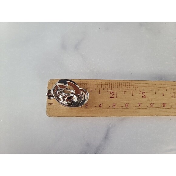 Silver Tone Metal Screwback Earrings Vintage - Picture 9 of 10